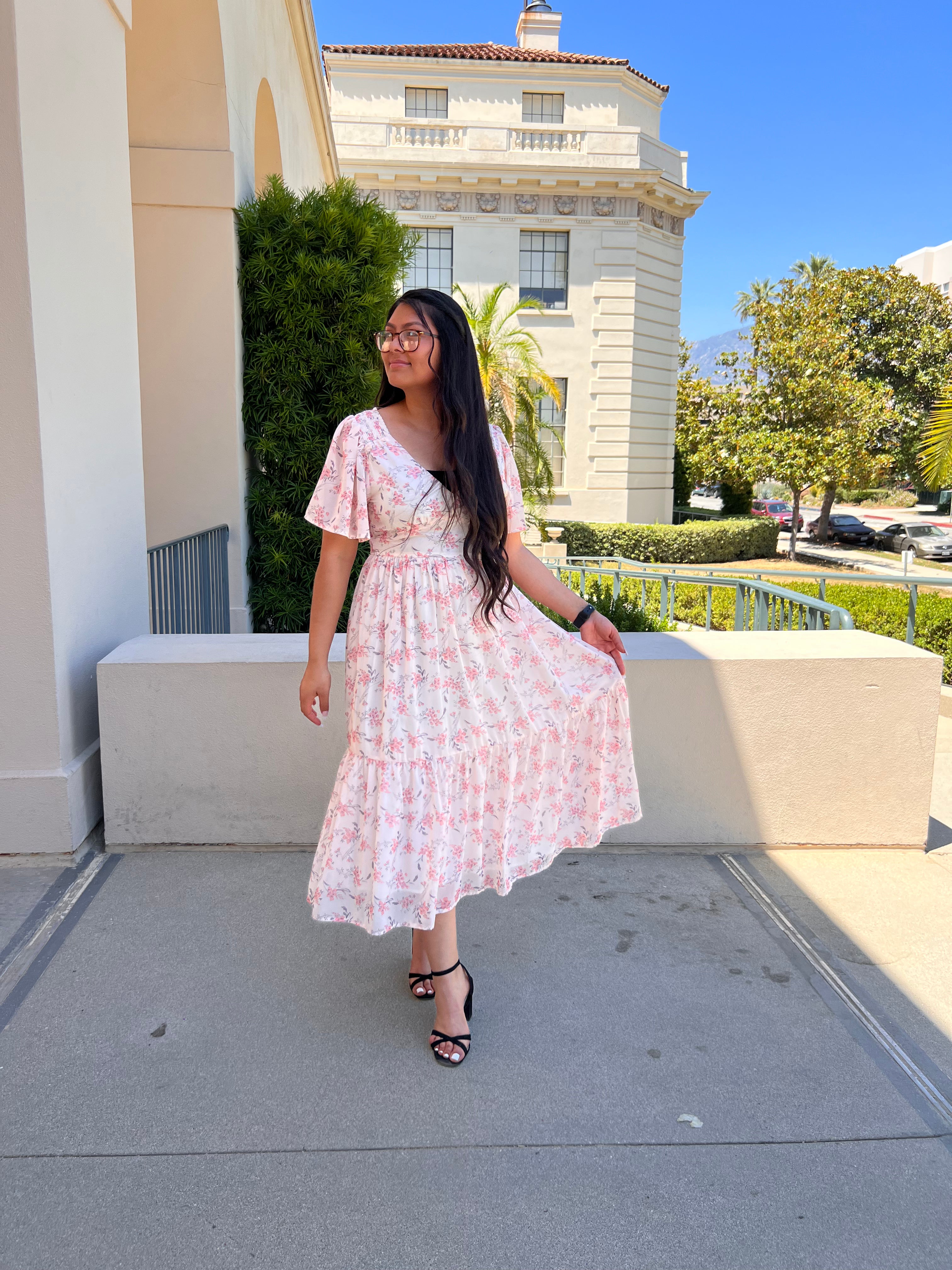 美品☆Dahlia Belted Dress Mサイズ The Dahlia Dress – Las Hermanas Boutique